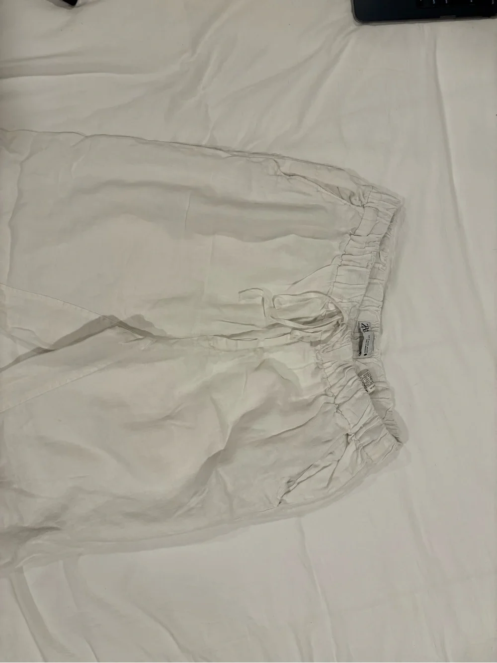 Zara White Linen-Blend Women's Drawstring Capris